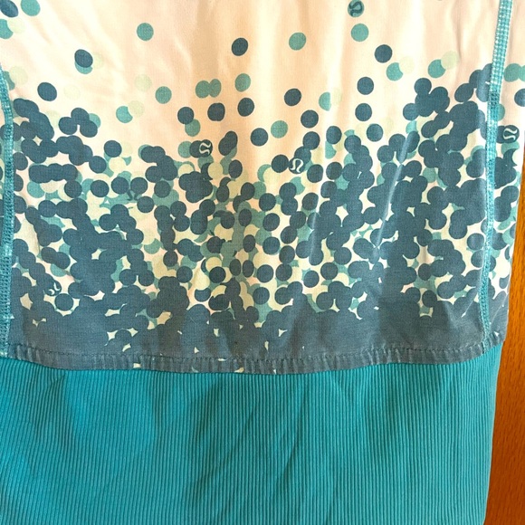 Lululemon zip up running jacket polka dots - Picture 3 of 3